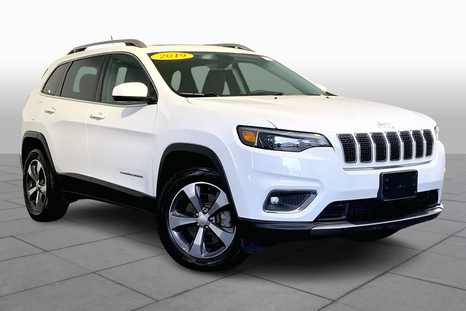 Used 2019 Jeep Cherokee Limited with VIN 1C4PJMDN8KD272011 for sale in Westwood, MA