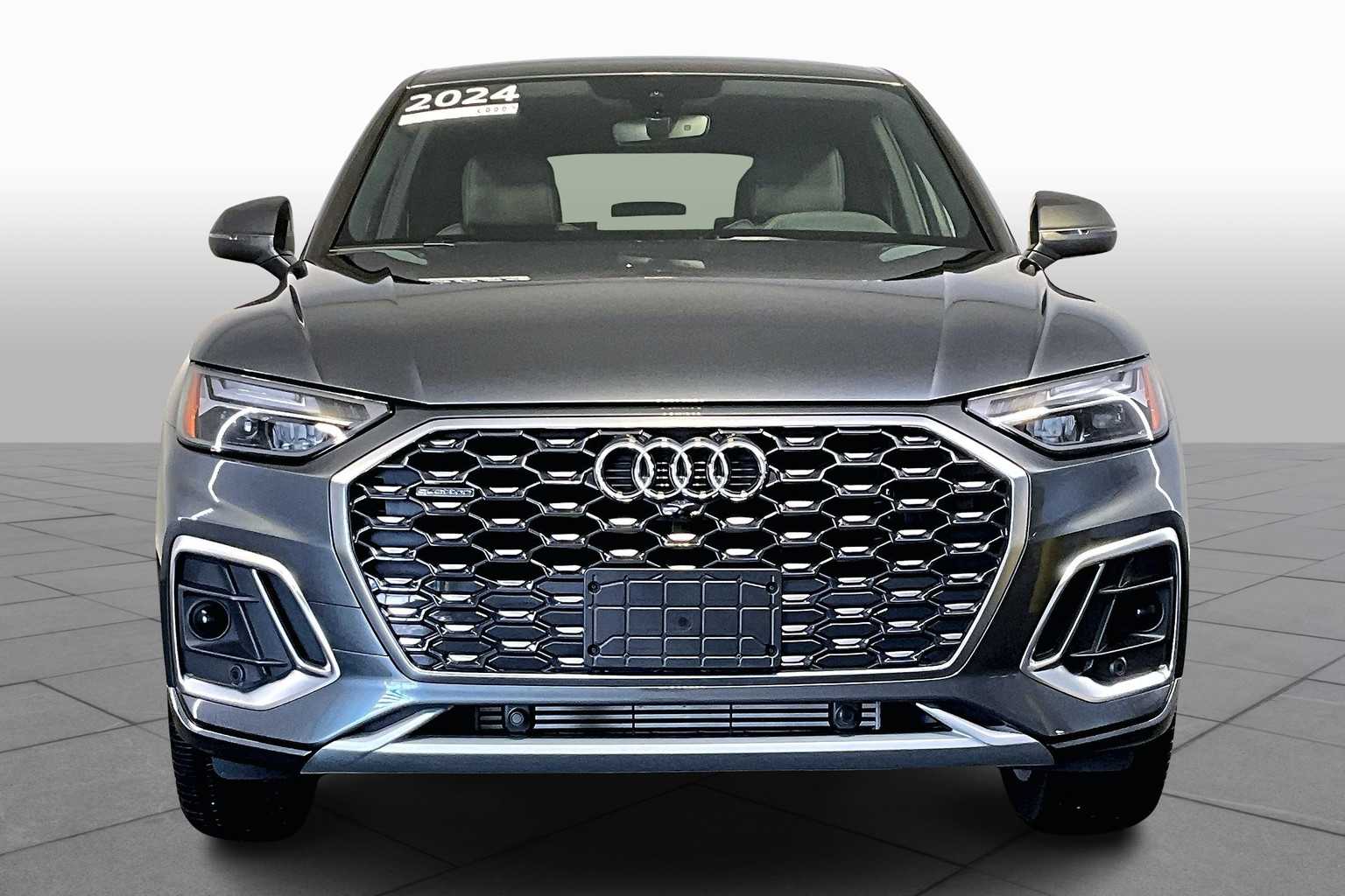2024 Audi Q5 Sportback 45 S line Premium photo 3