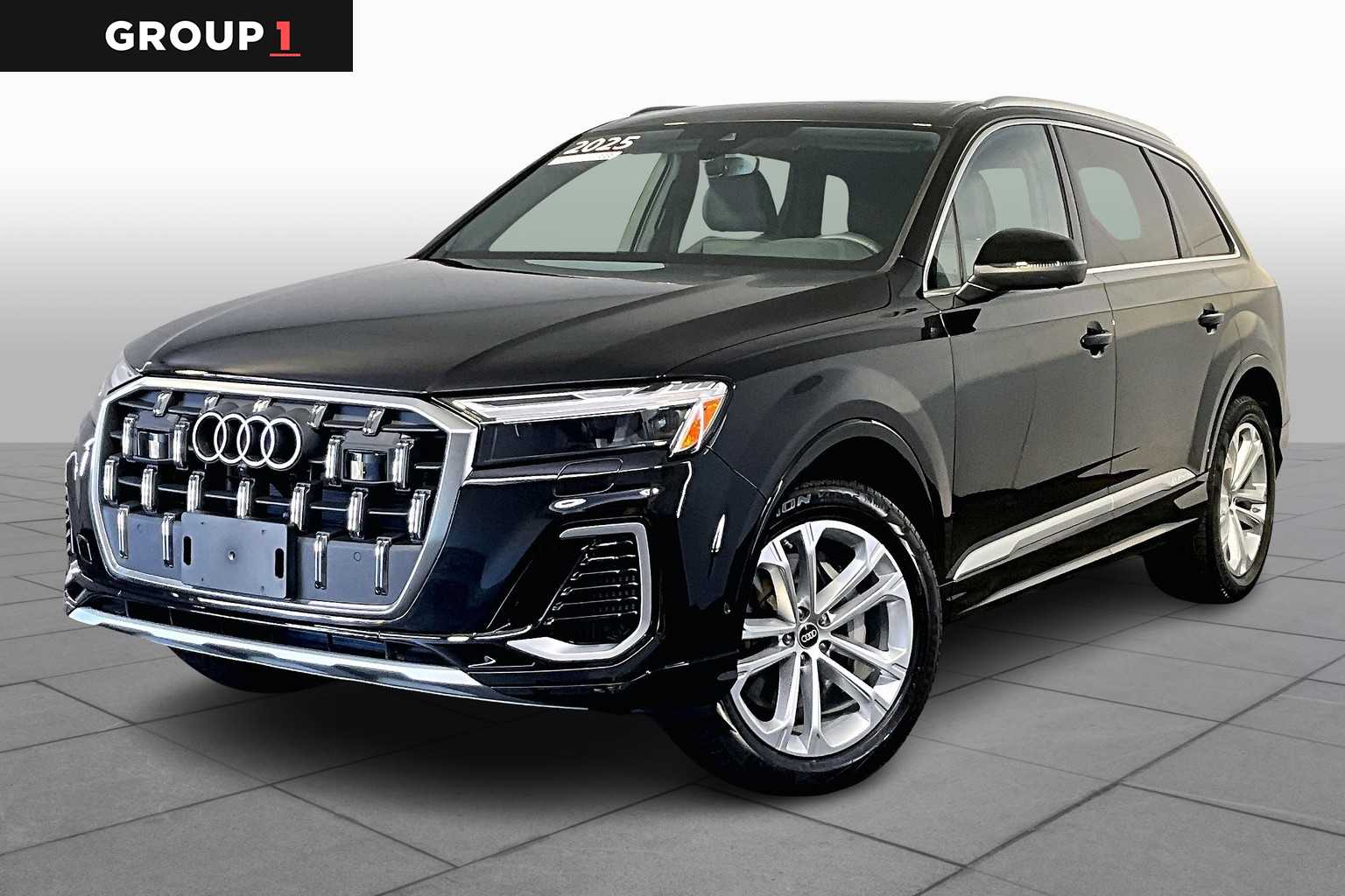 2025 Audi Q7 Premium Plus's photo