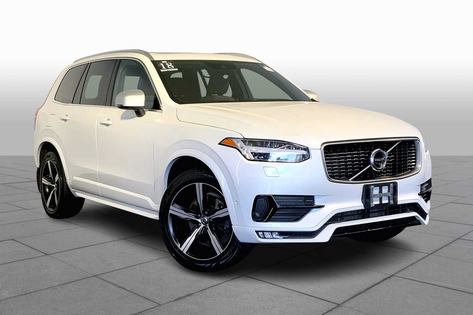 2018 Volvo XC90 T6 R-Design photo 2