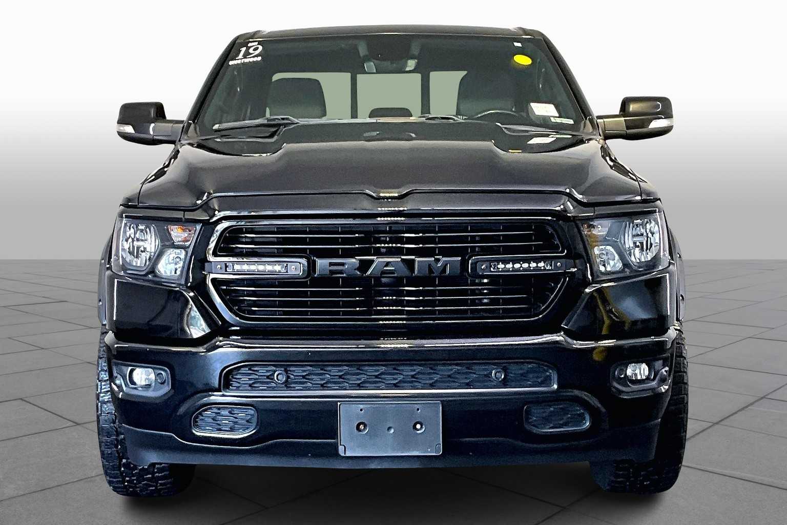 2019 Ram 1500 Big Horn Lone Star photo 3