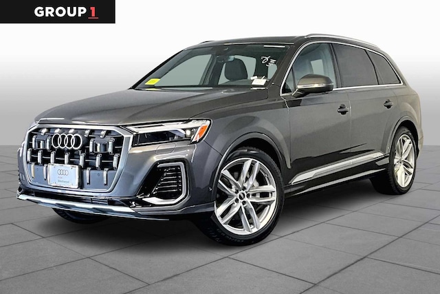 2025 Audi Q7 55 Premium Plus SUV