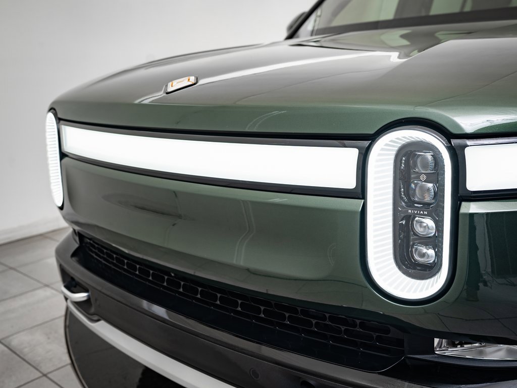 2023 Rivian R1S Adventure photo 3