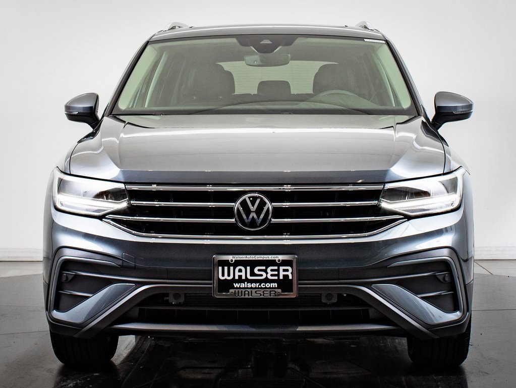 Used 2022 Volkswagen Tiguan SE with VIN 3VV3B7AX4NM166782 for sale in Wichita, KS