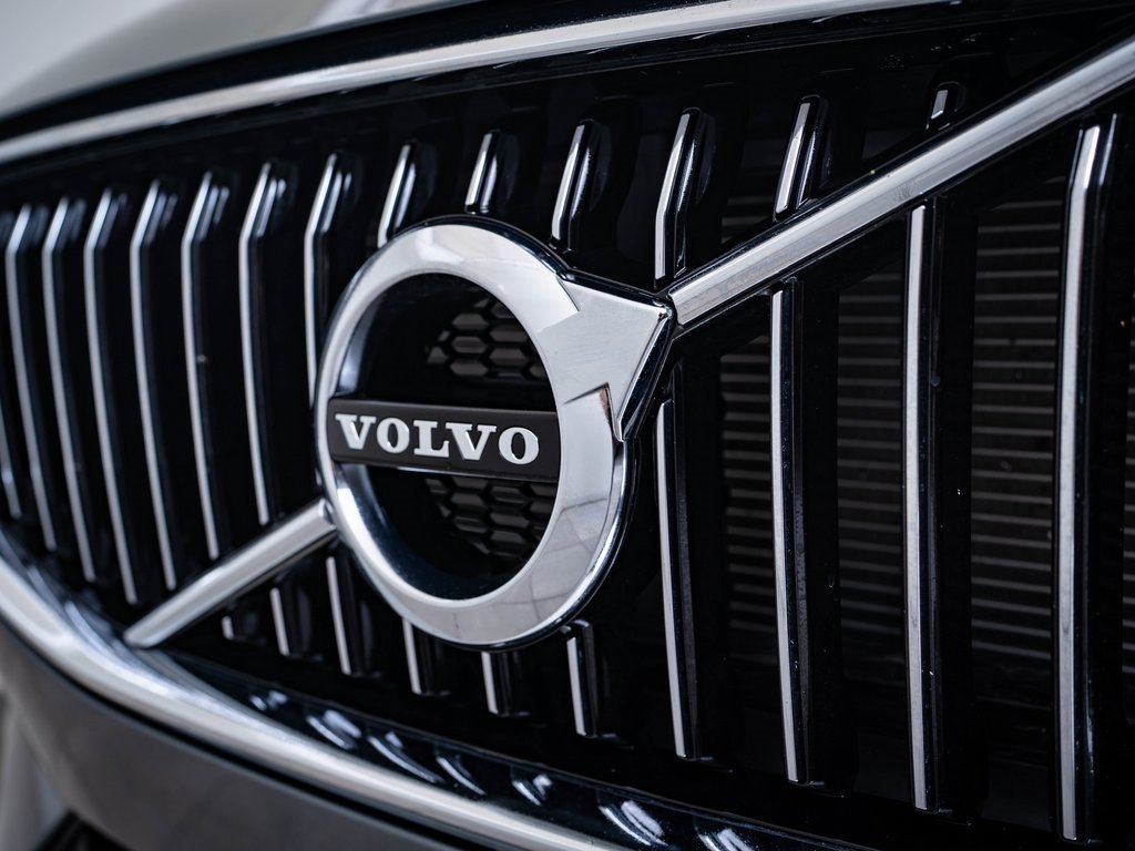 2021 Volvo XC60 T5 Inscription photo 3