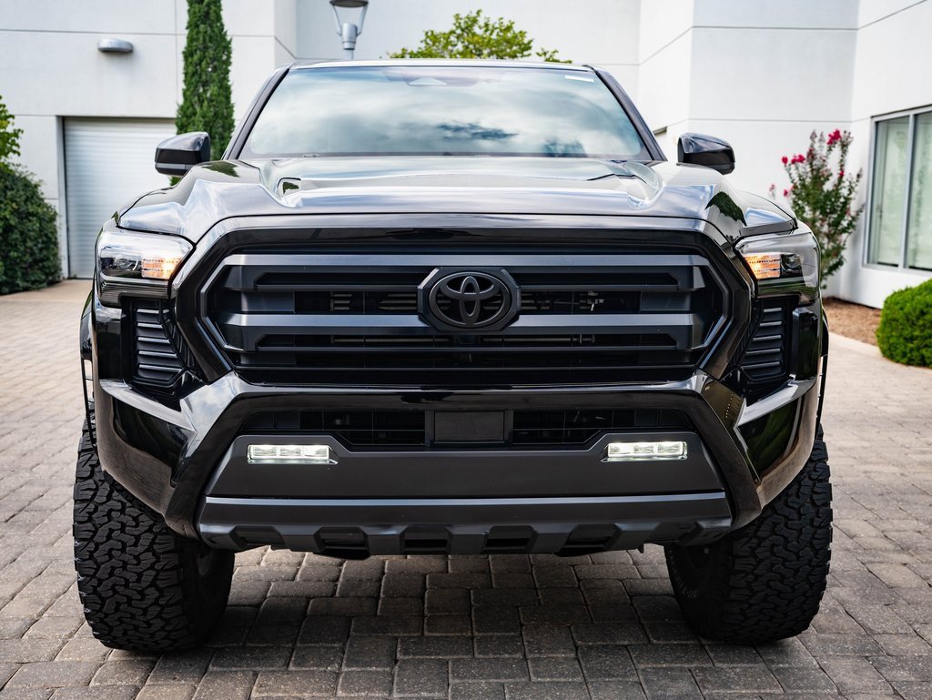 2024 Toyota Tacoma SR5 photo 2