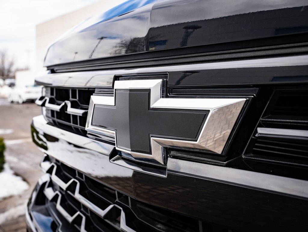2024 Chevrolet Silverado 1500 LT Trail Boss photo 3