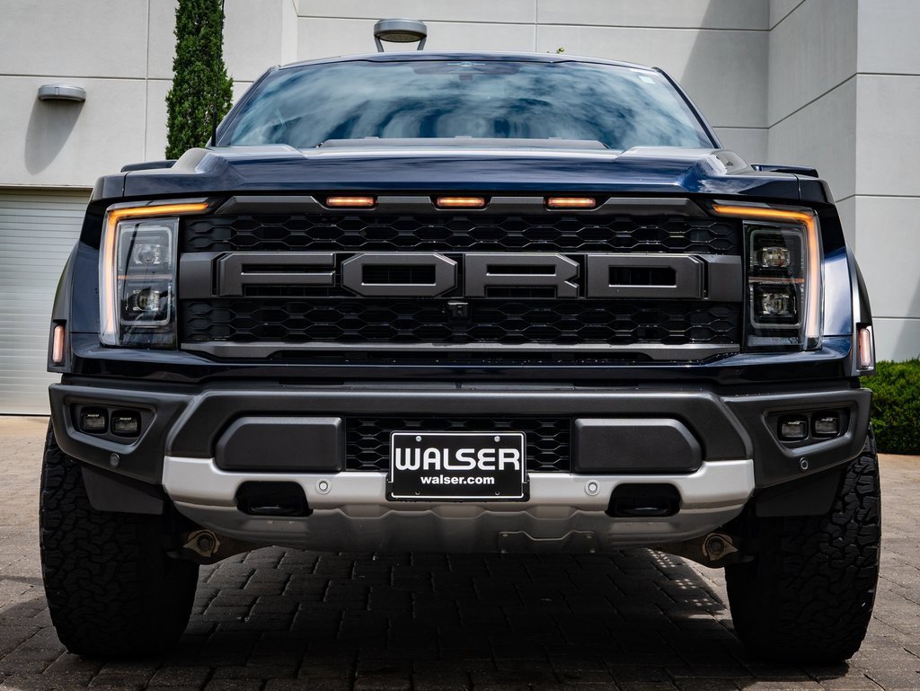 2023 Ford F-150 Raptor photo 2