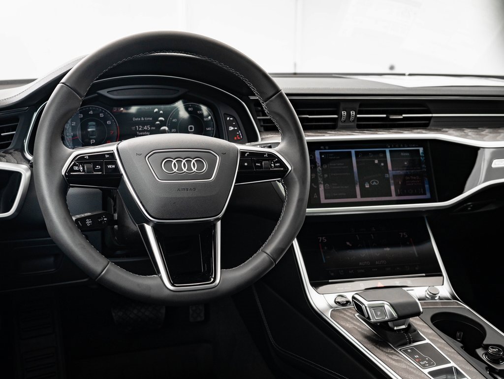 2025 Audi A7 55 Premium Plus photo 3
