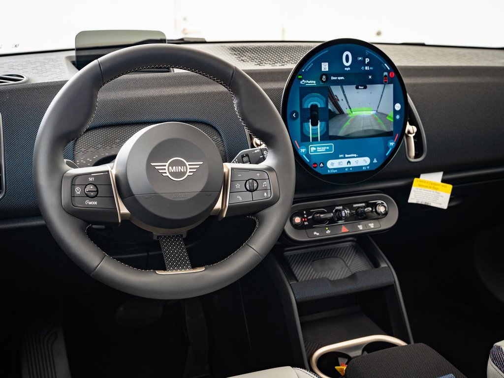 2025 Mini Cooper S ALL4 photo 4