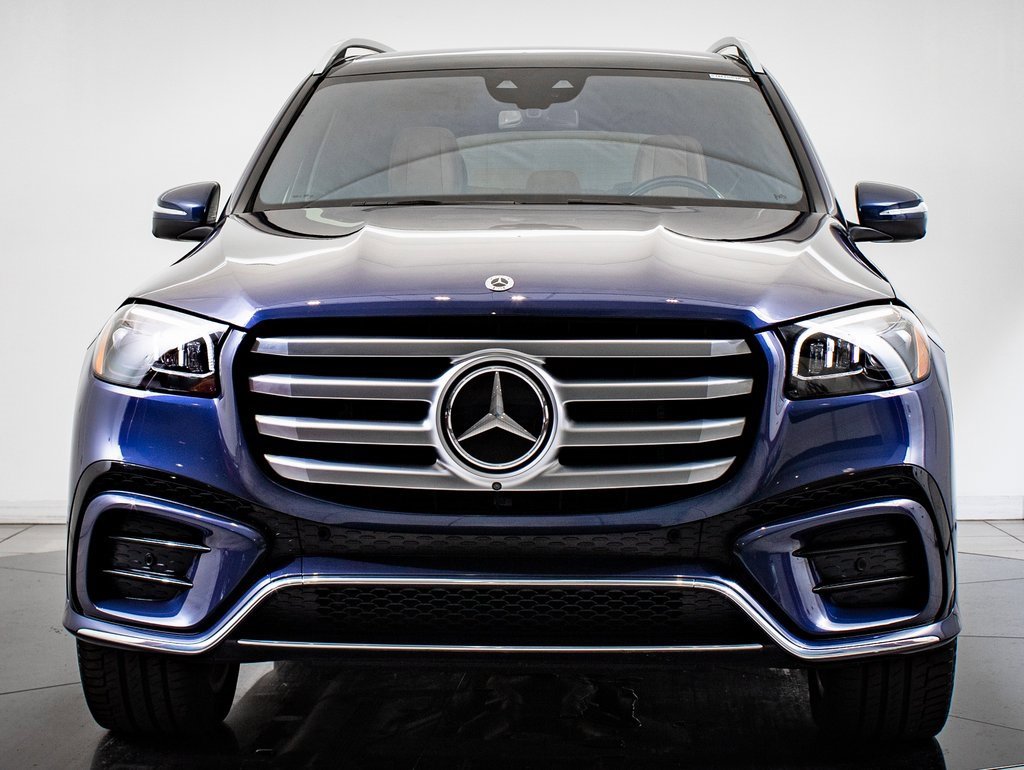 2024 Mercedes Benz GLS 580 4MATIC photo 2