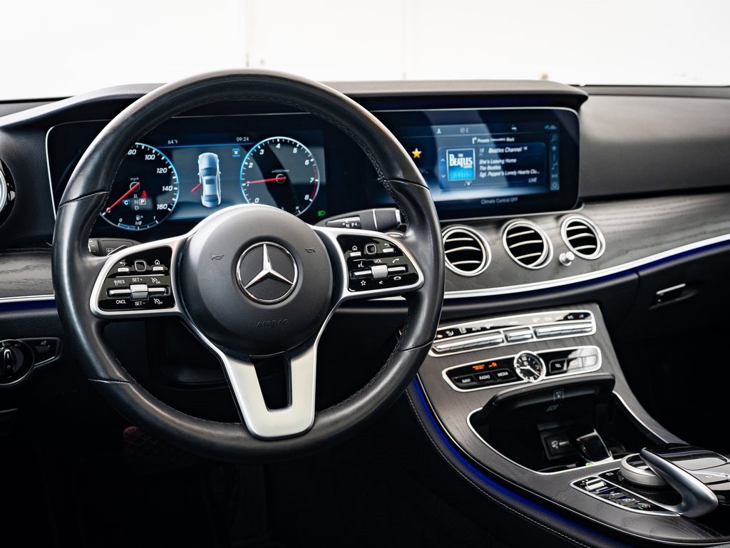 2020 Mercedes Benz E 350 4MATIC photo 4