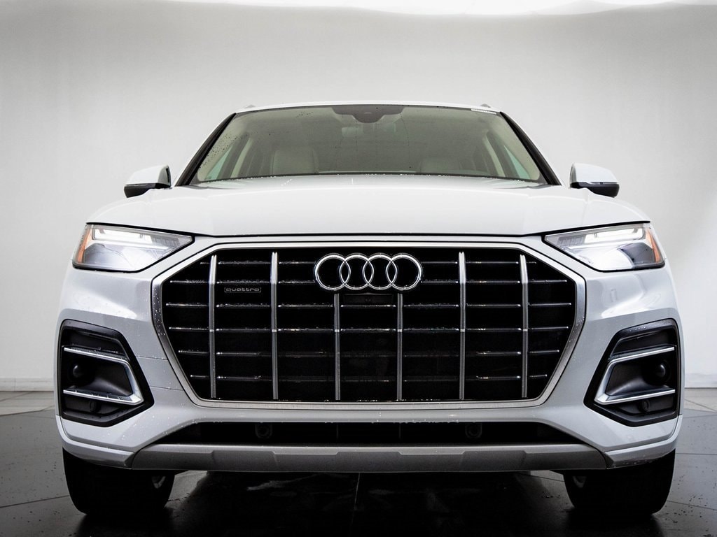 Used 2021 Audi Q5 Premium Plus with VIN WA1BAAFY3M2073814 for sale in Wichita, KS