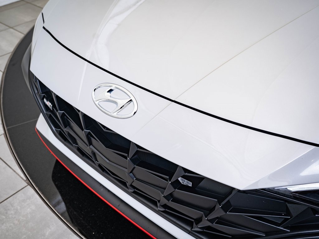 2023 Hyundai Elantra N photo 3
