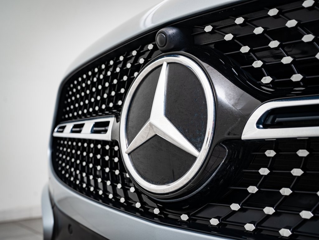 2024 Mercedes Benz GLA 250 photo 3