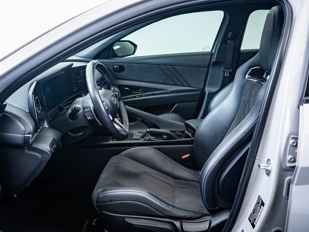 2023 Hyundai Elantra N photo 4