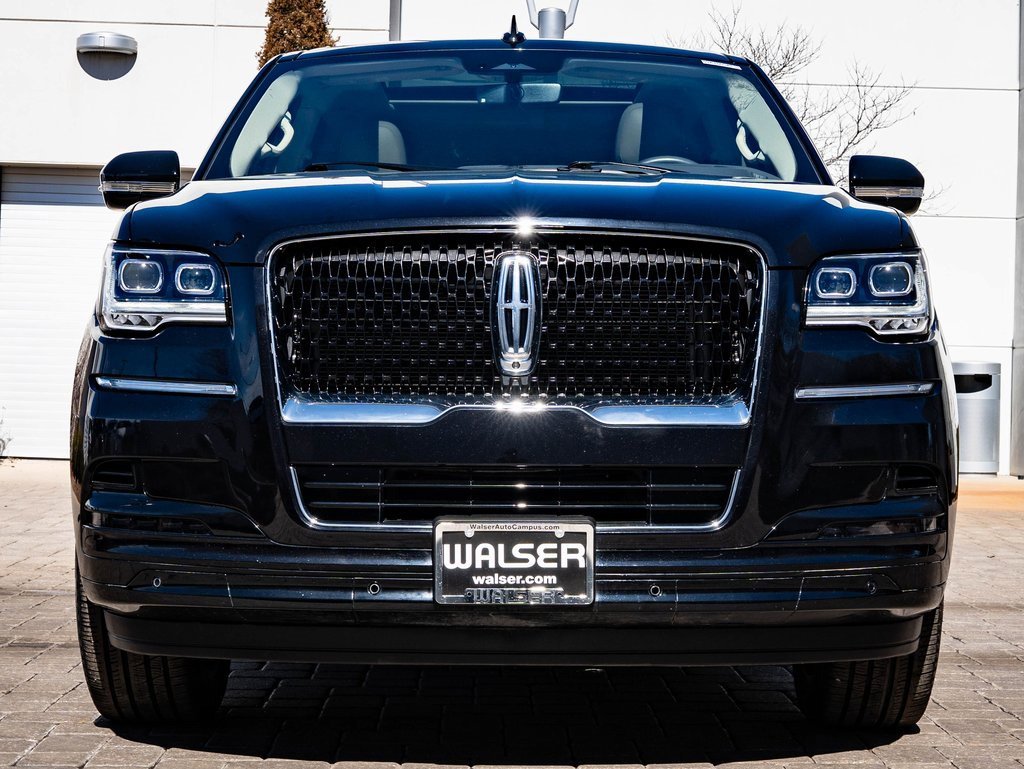 Used 2024 Lincoln Navigator Reserve with VIN 5LMJJ2LG5REL02804 for sale in Wichita, KS