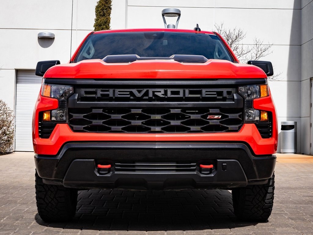 Used 2022 Chevrolet Silverado 1500 Custom Trail Boss with VIN 3GCPDCED9NG601703 for sale in Wichita, KS