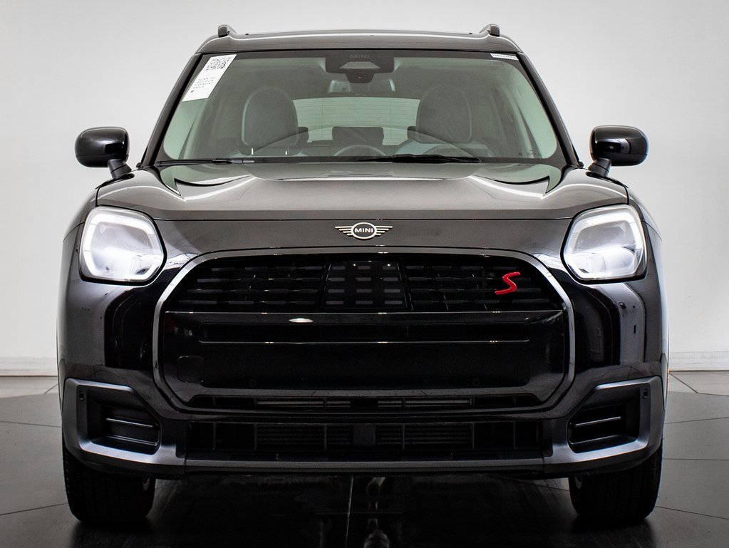 2025 Mini Cooper S ALL4 photo 2