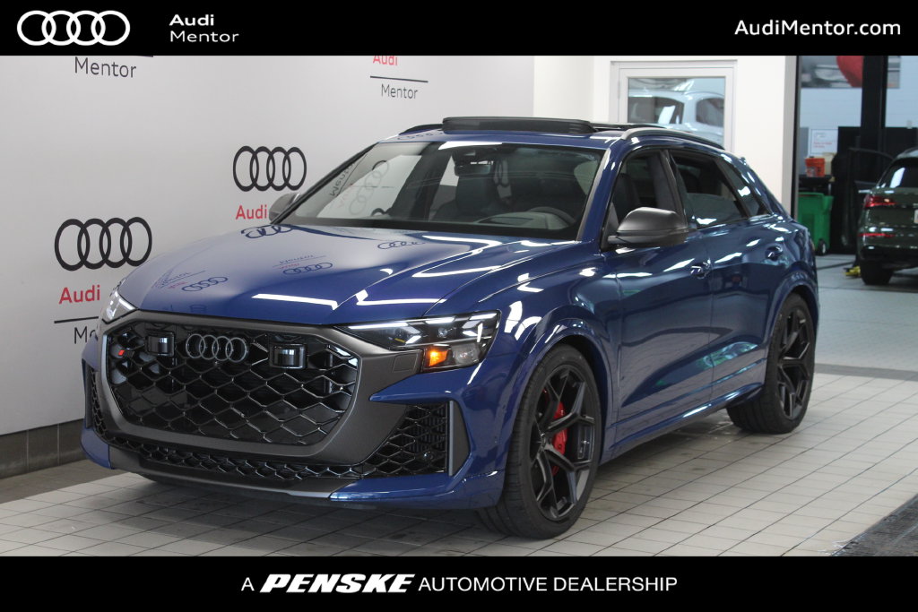  Audi RS Q8