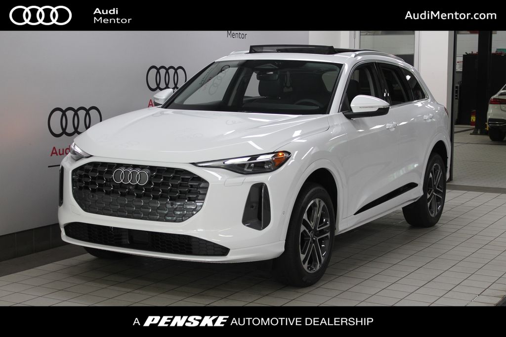 2025 Audi New Q5 Premium's photo