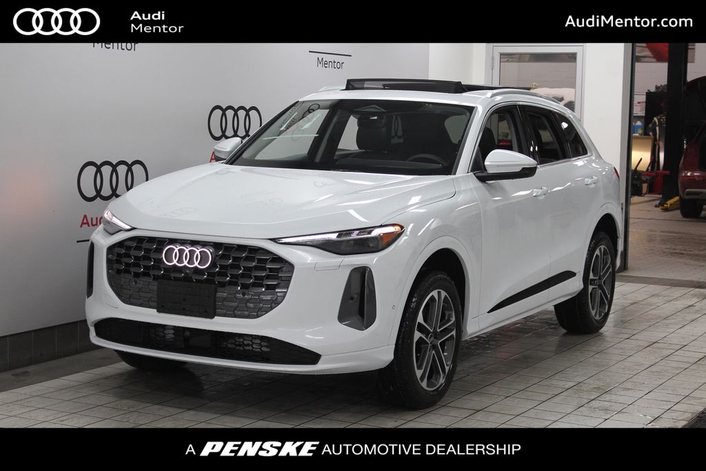 2025 Audi New Q5 Premium Plus's photo