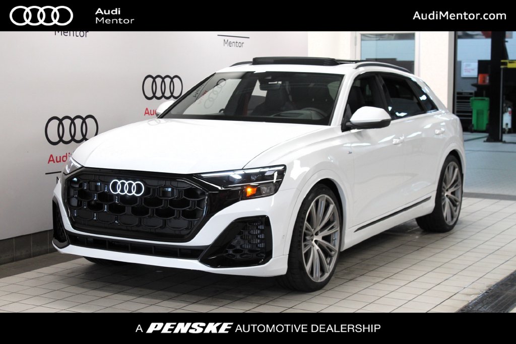  Audi Q8