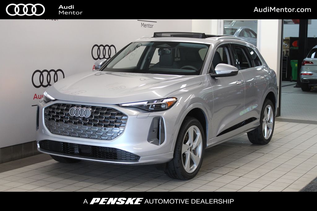 2026 Audi Q5 Premium Plus quattro's photo