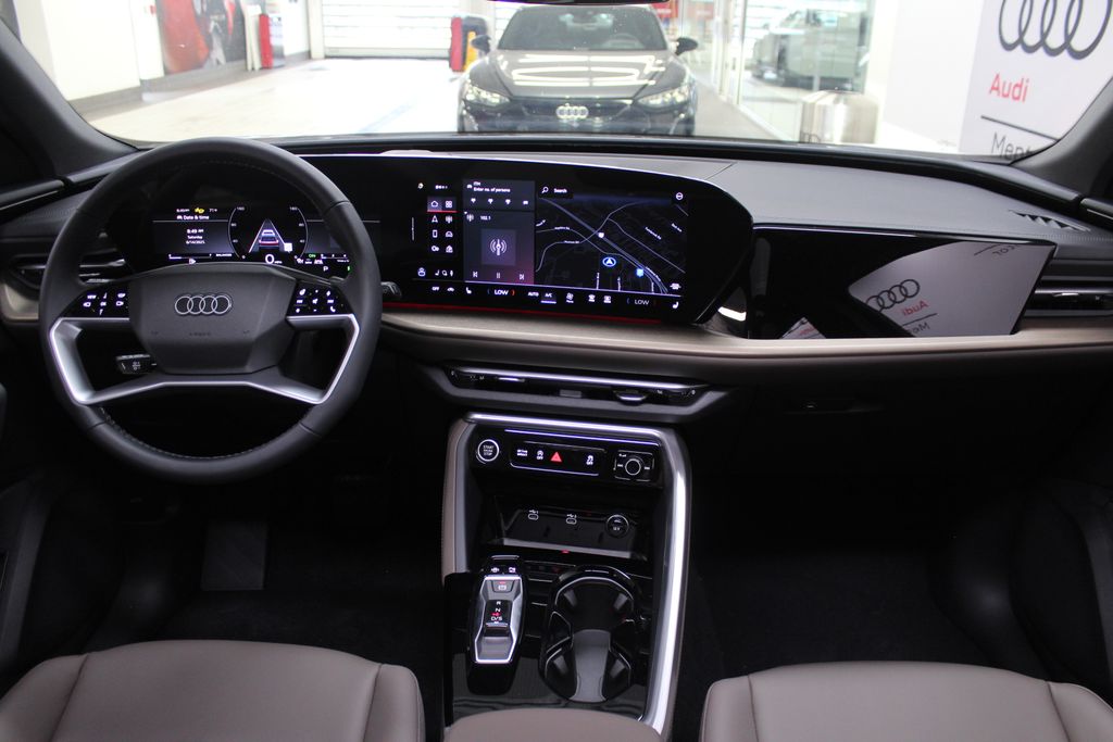 2025 Audi Q5 Premium Plus - Photo 11
