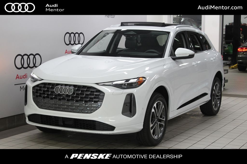 2025 Audi New Q5 Premium's photo