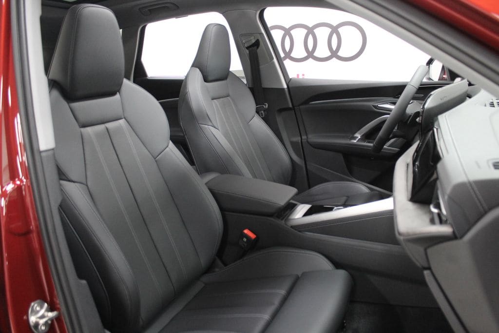 2025 Audi Q5 Premium Plus - Photo 32