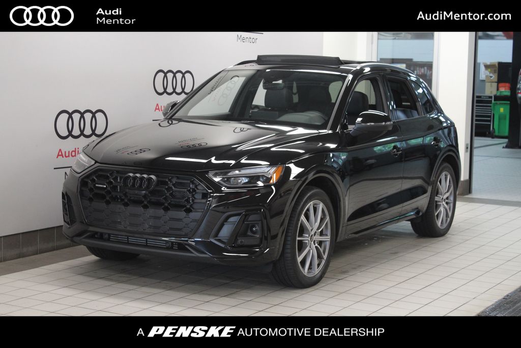 2023 Audi Q5 55 e Premium Plus's photo