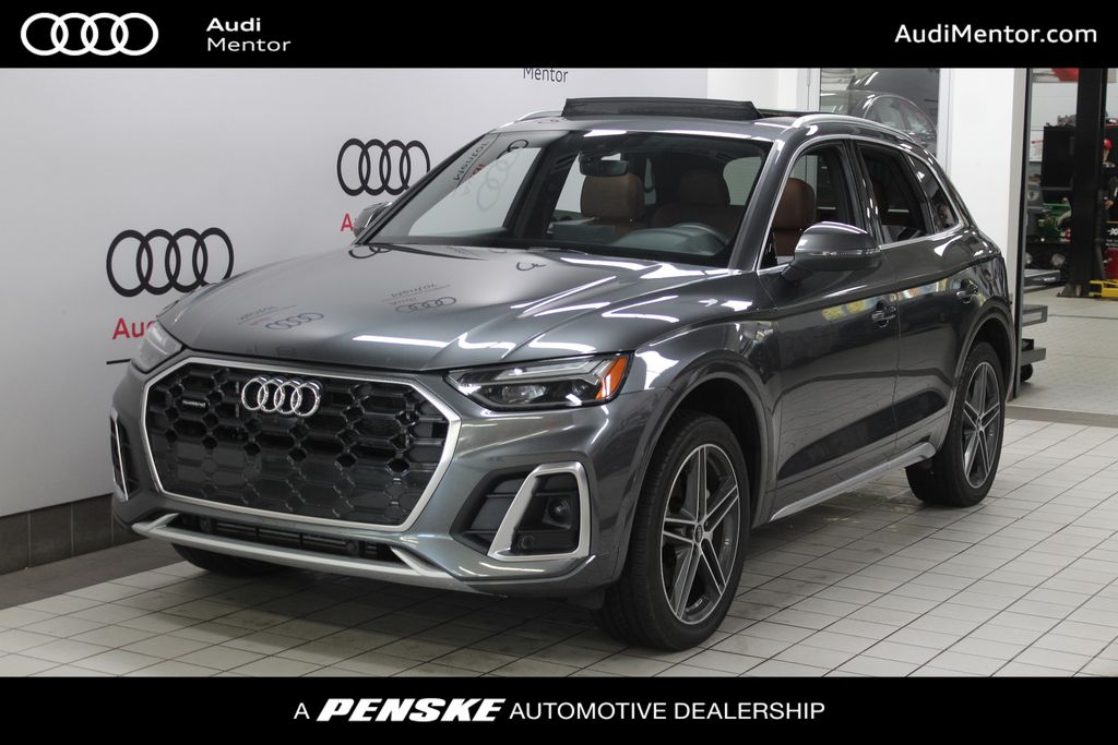 2021 Audi Q5 Premium Plus's photo