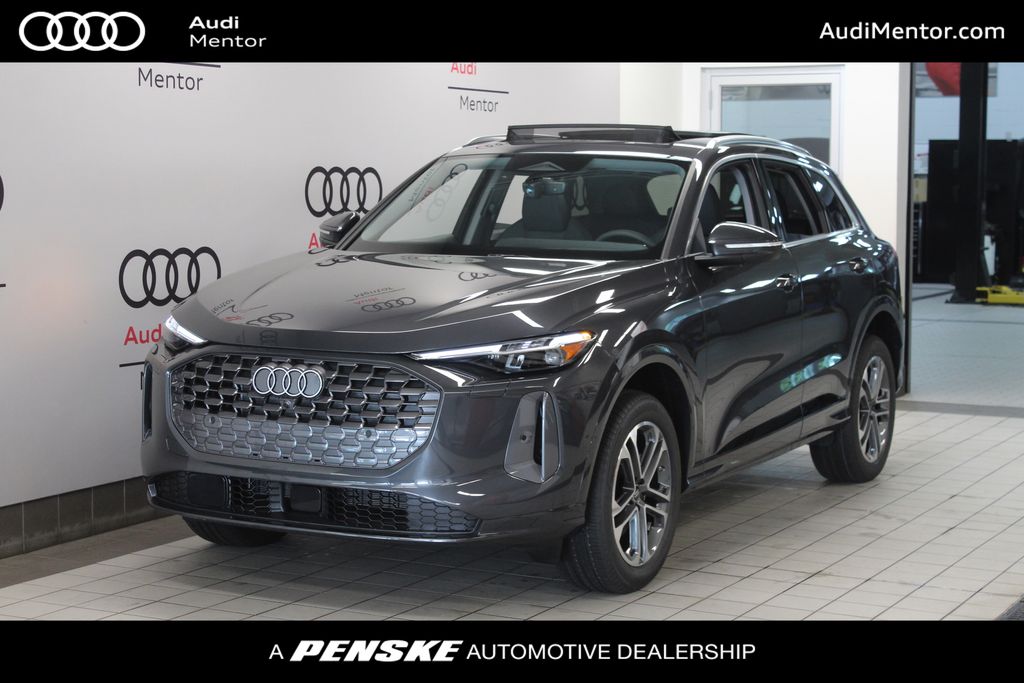 2026 Audi Q5 Premium Plus quattro's photo