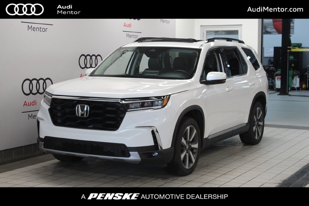 Used 2024 Honda Pilot Touring SUV