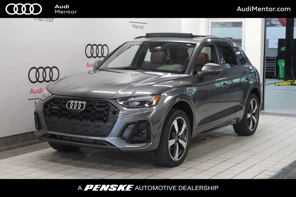 2023 Audi Q5 45 Premium Plus's photo