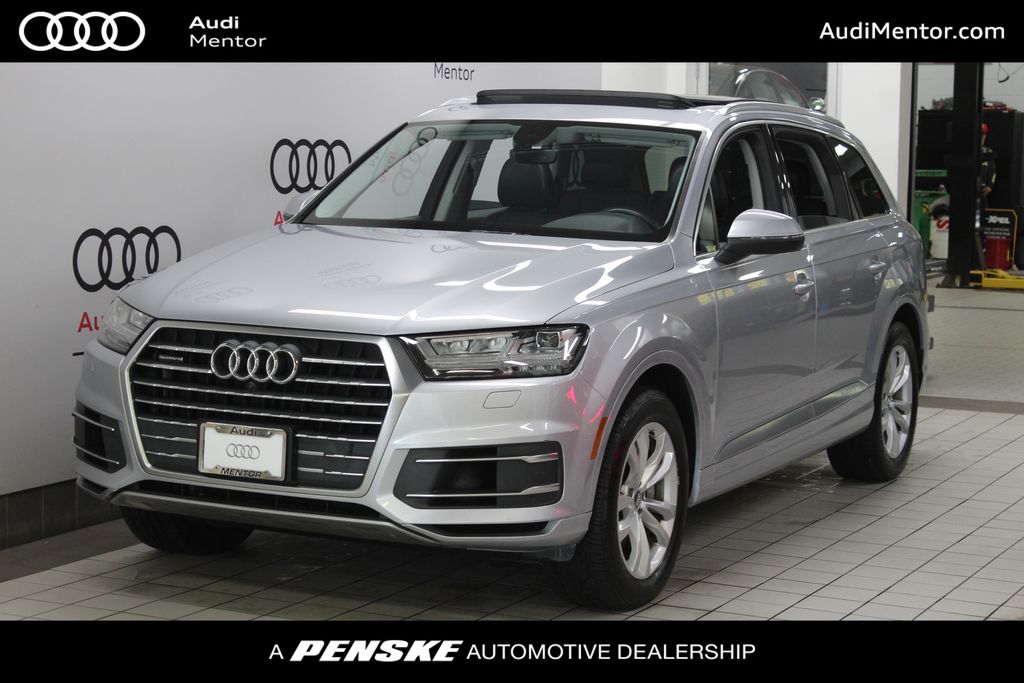 2019 Audi Q7 Premium Plus's photo