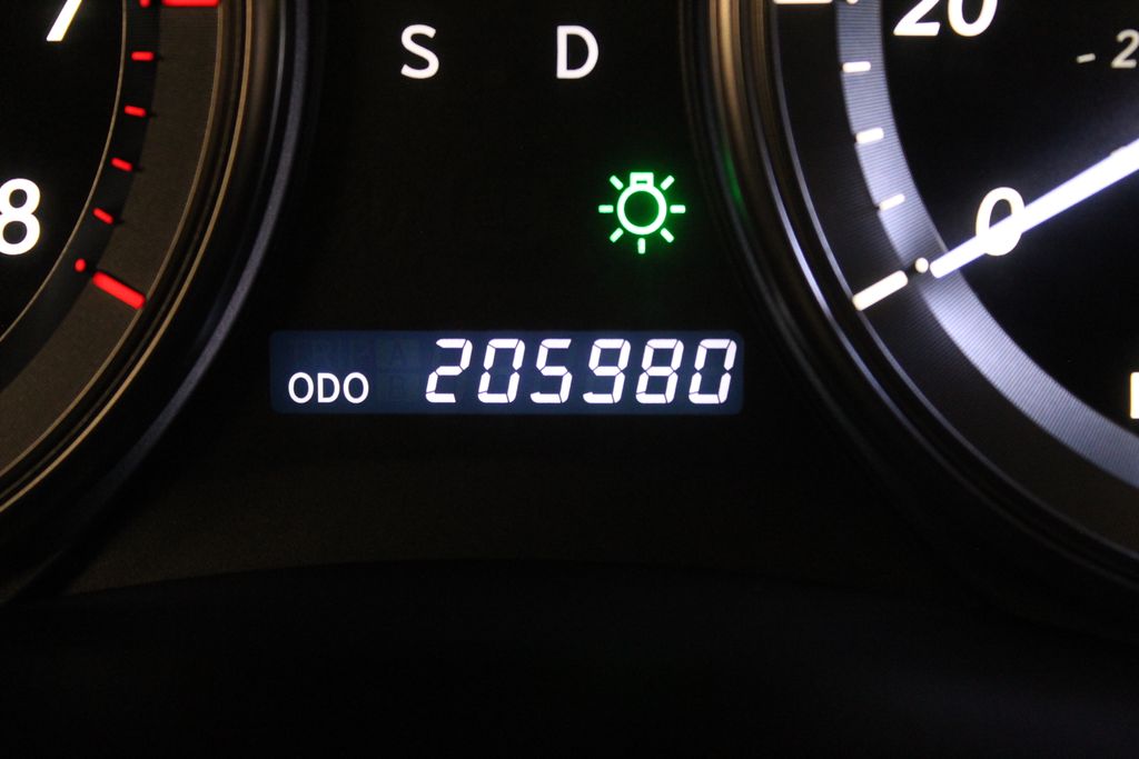Used 2010 Lexus ES 350 with VIN JTHBK1EG5A2372548 for sale in Mentor, OH