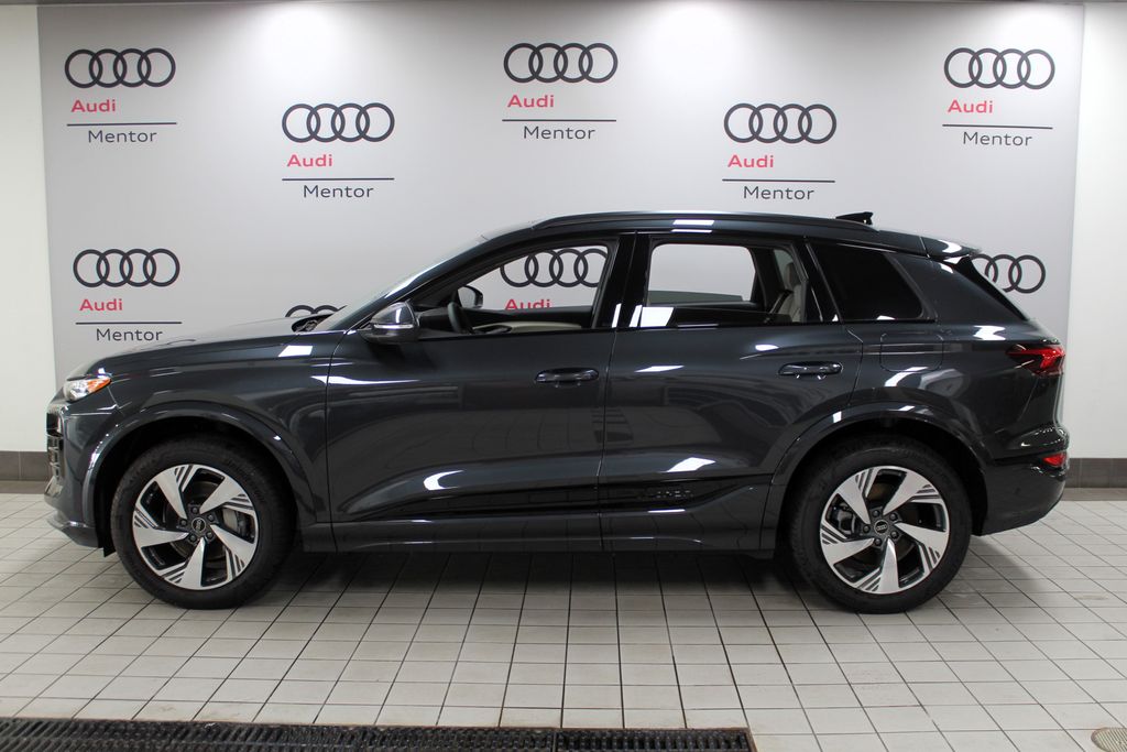 Used 2025 Audi Q6 e-tron quattro Premium with VIN WA114BGF8SA018607 for sale in Mentor, OH