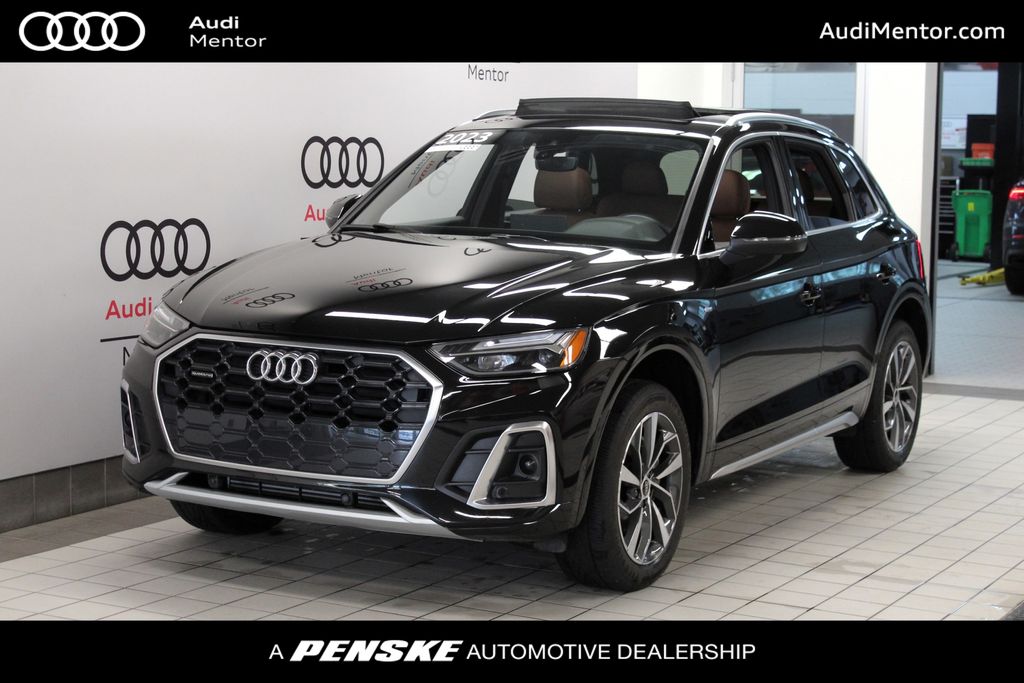 2023 Audi Q5 45 Premium's photo