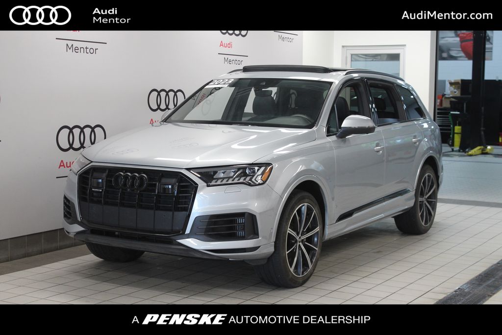 2023 Audi Q7 55 Premium Plus quattro Tiptronic's photo