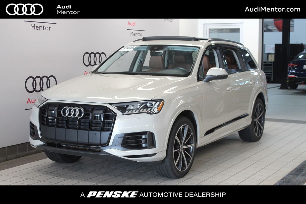 2023 Audi Q7 55 Premium Plus quattro Tiptronic's photo