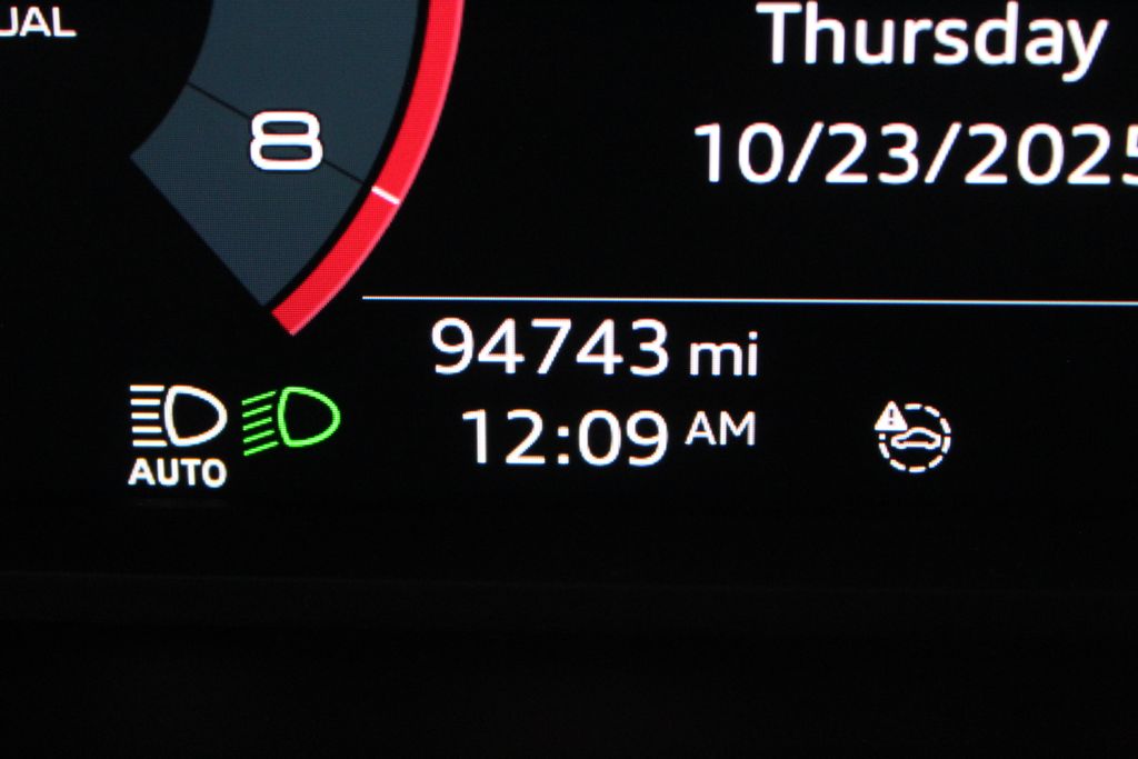 2020 Audi Q3 Premium S line photo 2