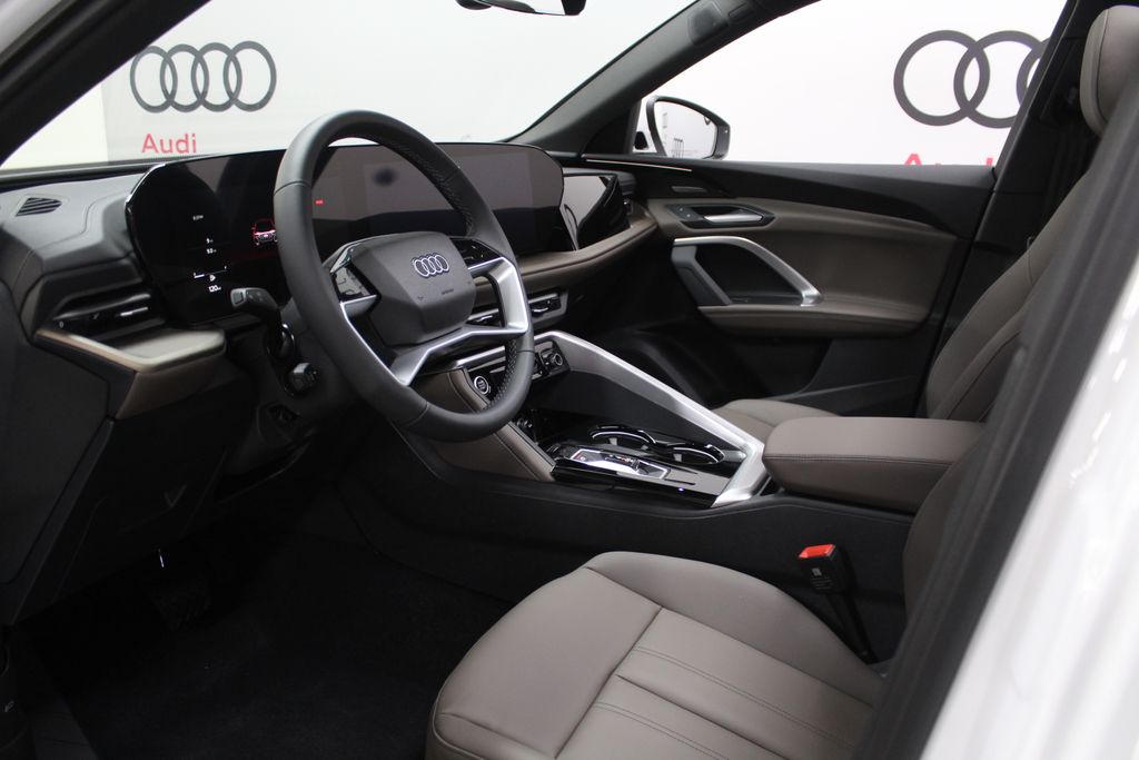 2025 Audi Q5 Premium Plus - Photo 12