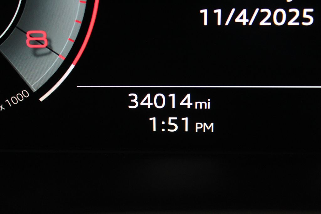 2023 Audi Q5 Sportback 45 S line Premium Plus photo 2