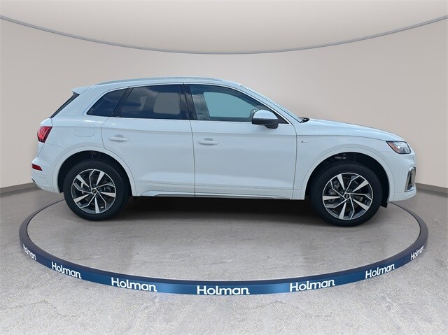 2024 Audi Q5 45 S line Premium photo 2