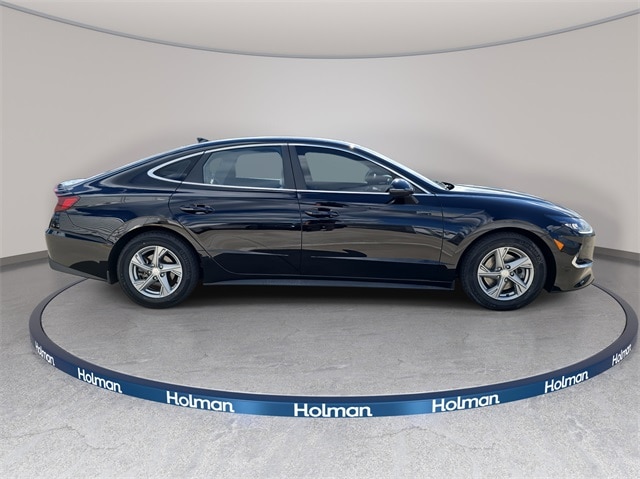 2023 Hyundai Sonata SE photo 4