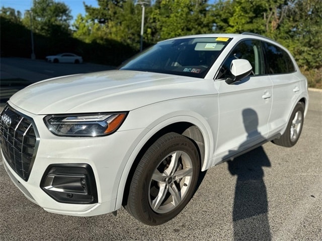 Used 2021 Audi Q5 Premium with VIN WA1AAAFY6M2092790 for sale in Fort Washington, PA