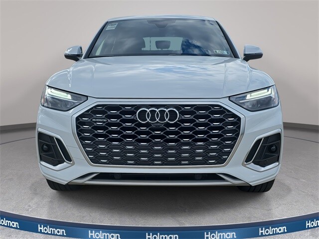 2024 Audi Q5 Sportback 45 S line Premium Plus photo 2
