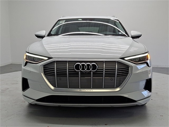 Used 2022 Audi e-tron Premium Plus with VIN WA1LAAGE4NB014054 for sale in Fort Washington, PA